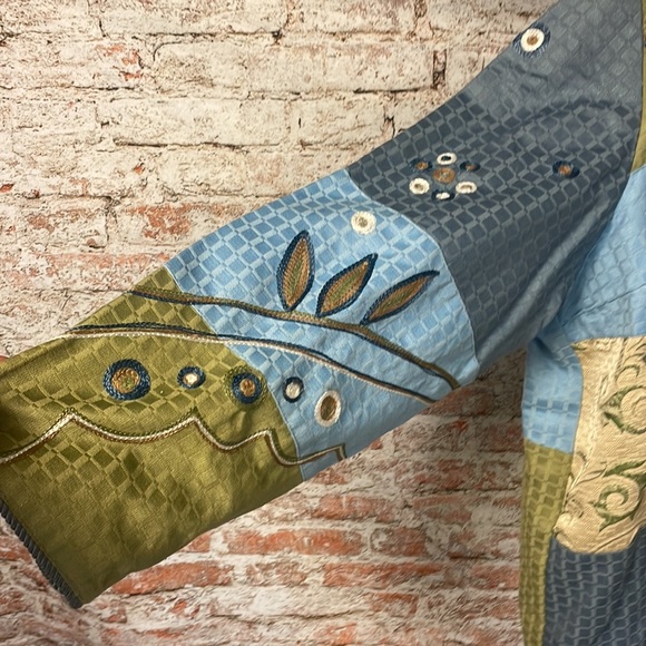 INDIGO MOON PLUS SIZE TOP, NWT - Picture 2 of 5